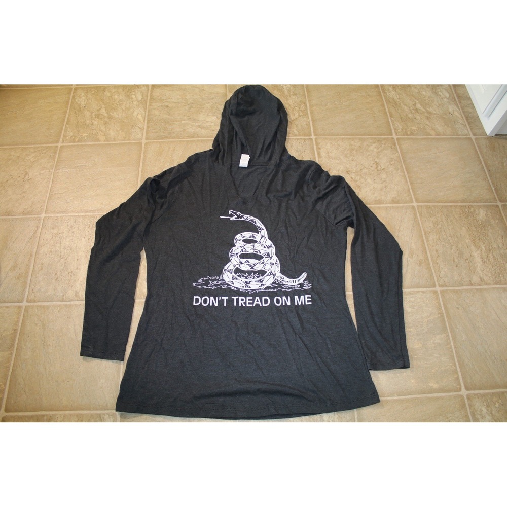 District Tshirt Hoodie Don't Tread On Me Size Medium